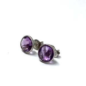 STERLING SILVER NATURAL STONE AMETHYST ROUND STUD EARRINGS
