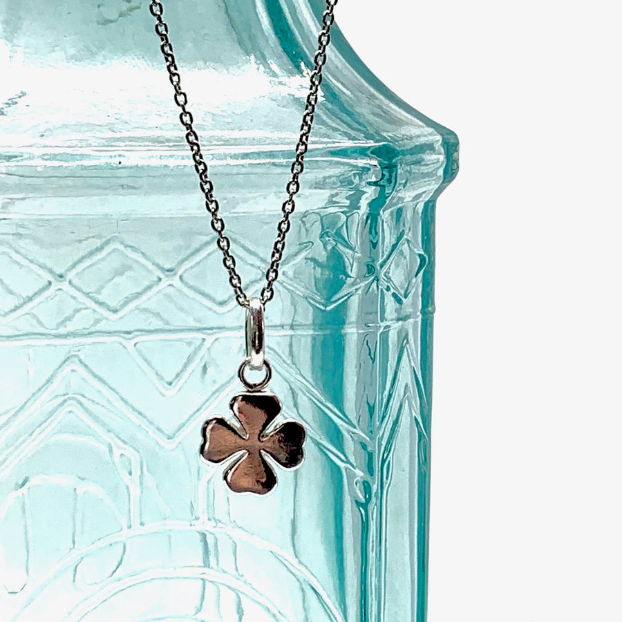 STERLING SILVER SIMPLE FOUR LEAF CLOVER NECKLACE