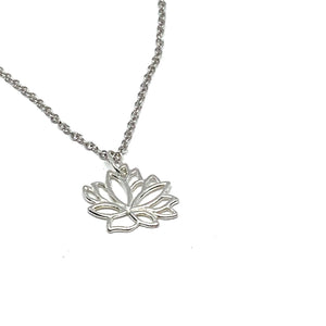 STERLING SILVER MINI LOTUS FLOWER NECKLACE